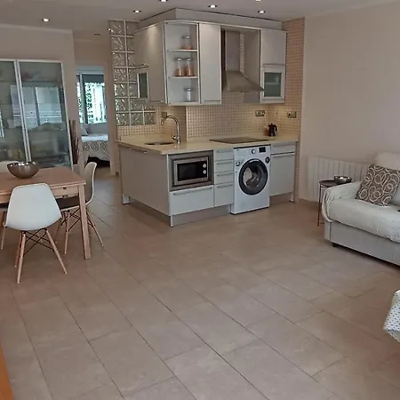 Platja Llarga - Primera Linea De Mar Apartamento